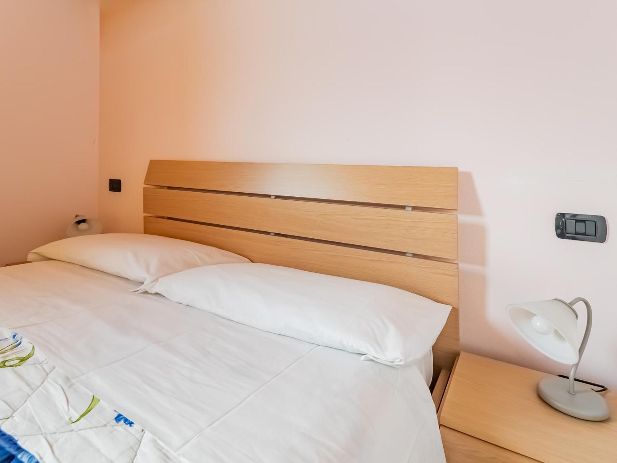 Rododendro House Relax Apartment Morbio ภายนอก รูปภาพ