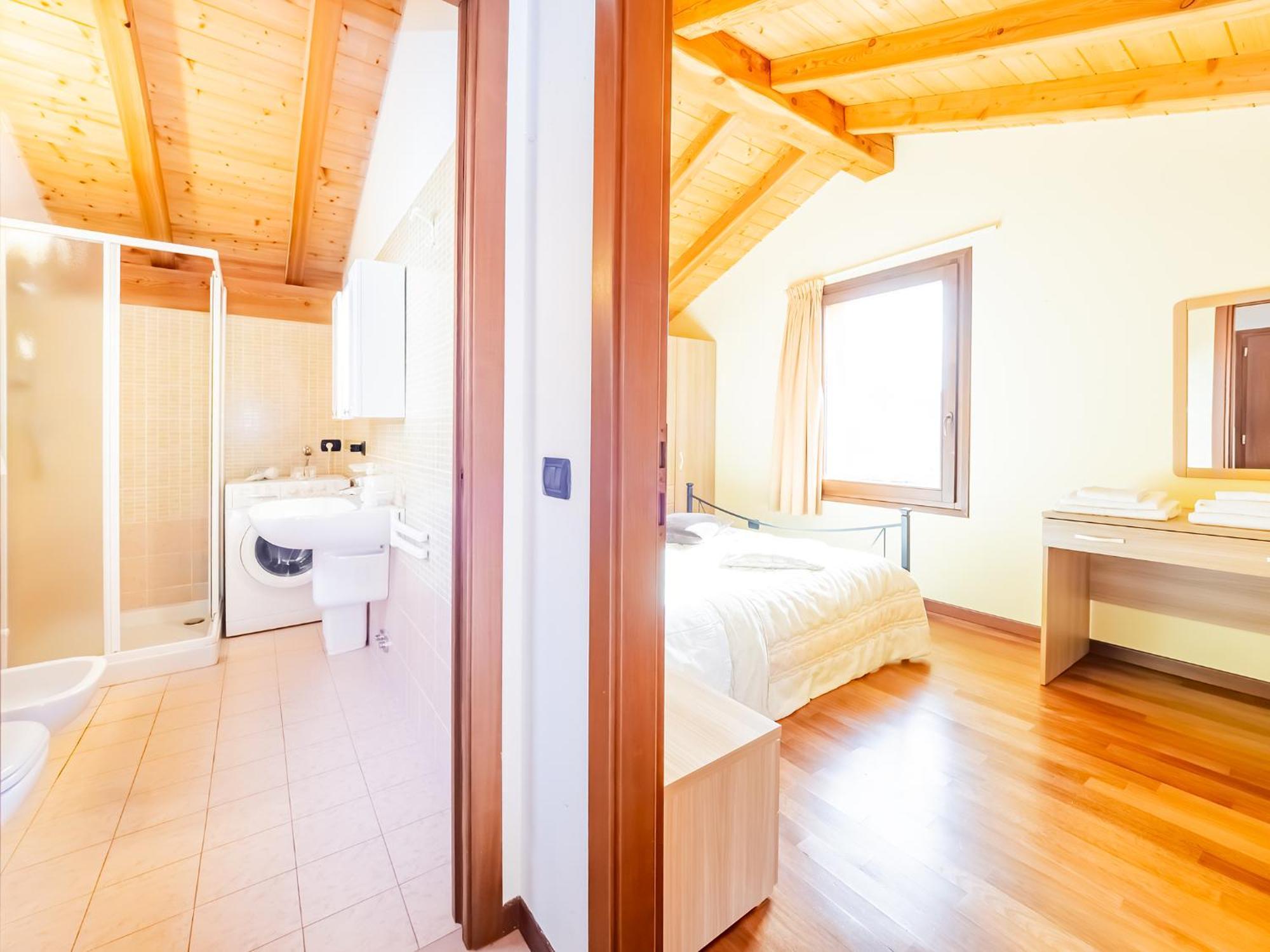Rododendro House Relax Apartment Morbio ภายนอก รูปภาพ