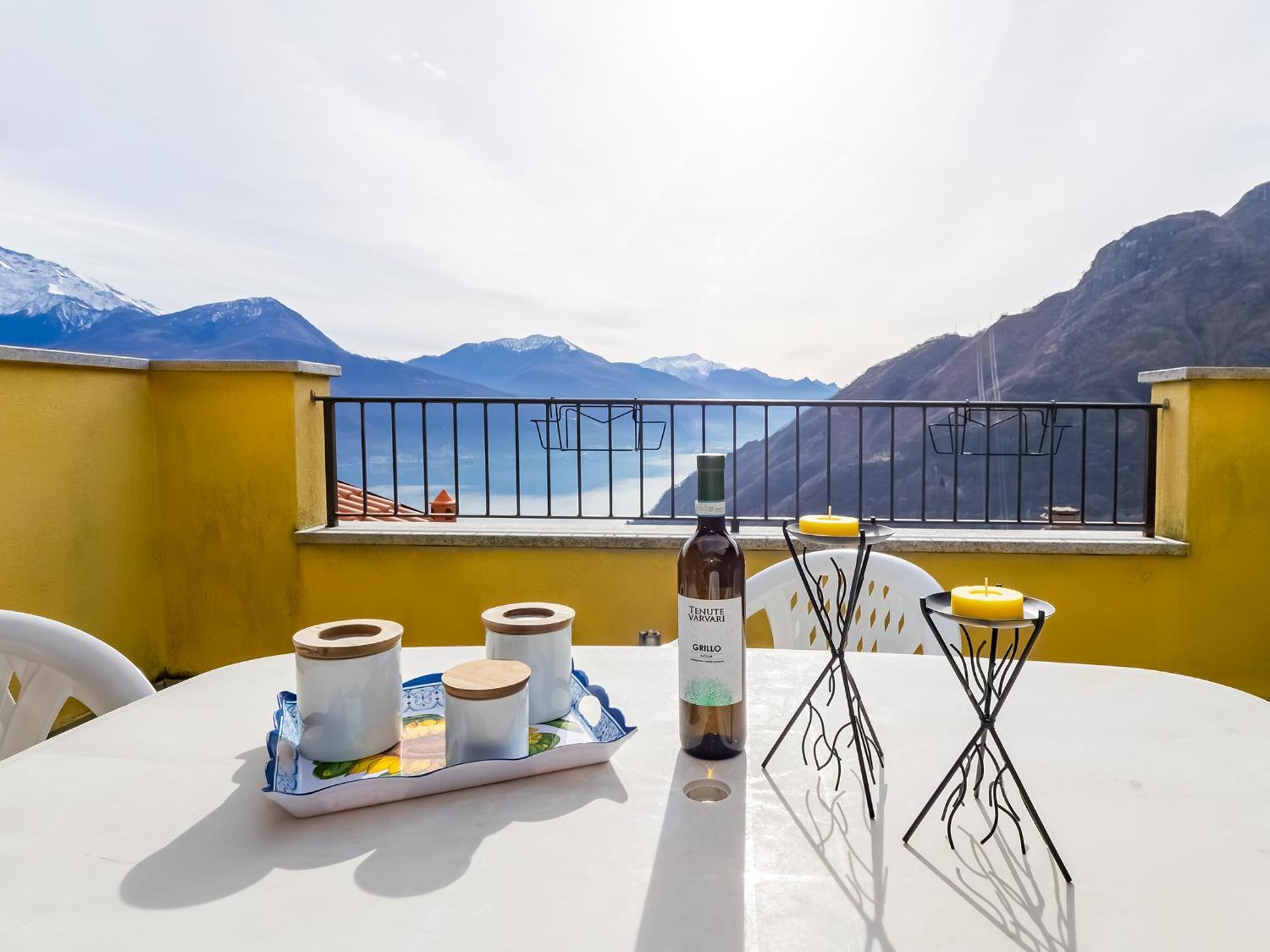 Rododendro House Relax Apartment Morbio ภายนอก รูปภาพ