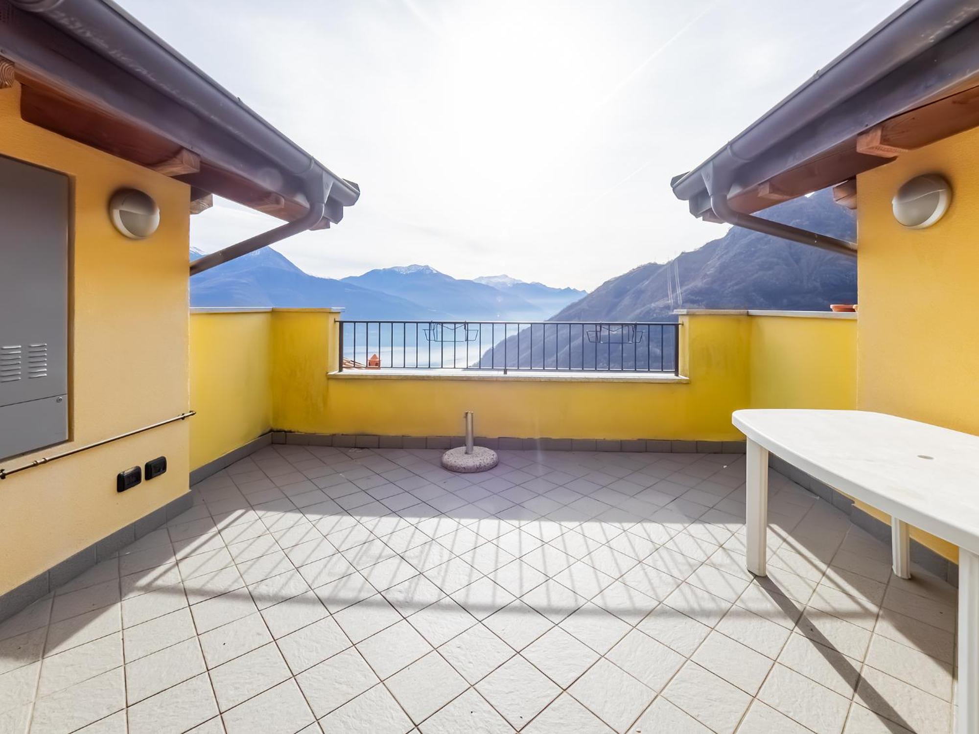 Rododendro House Relax Apartment Morbio ภายนอก รูปภาพ